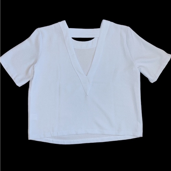 Impeccable pig size M, light blue shirt. Classy. Deep v back. EUC - Picture 3 of 4